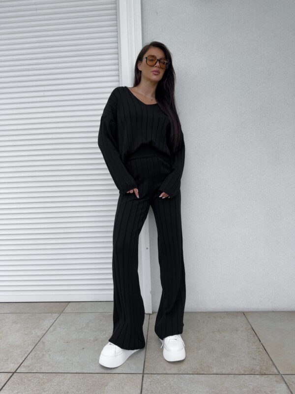 KOMPLET SWETERKOWY CANDICE BY ME CZARNY