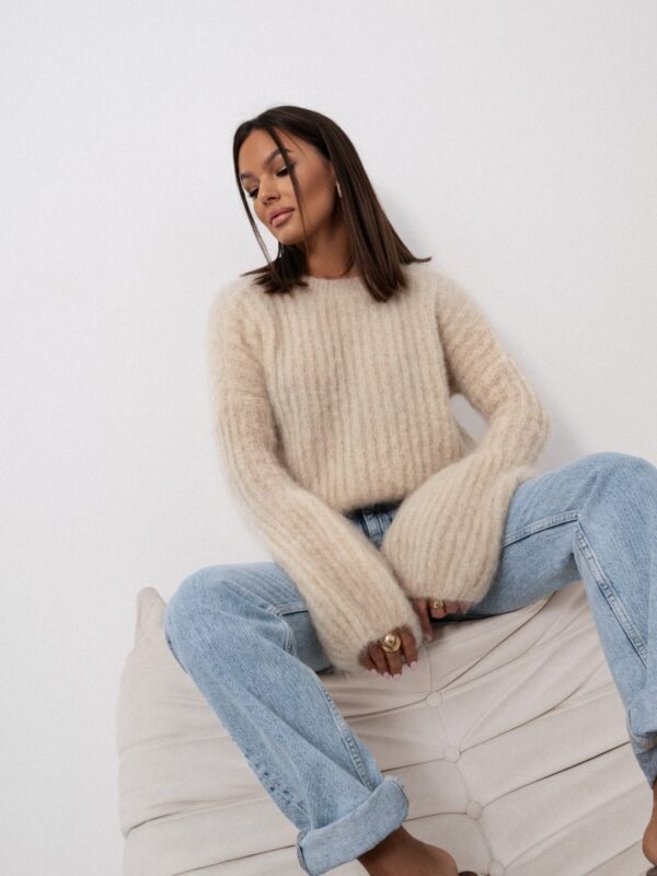 SWETER SOFT YARN BEŻOWY