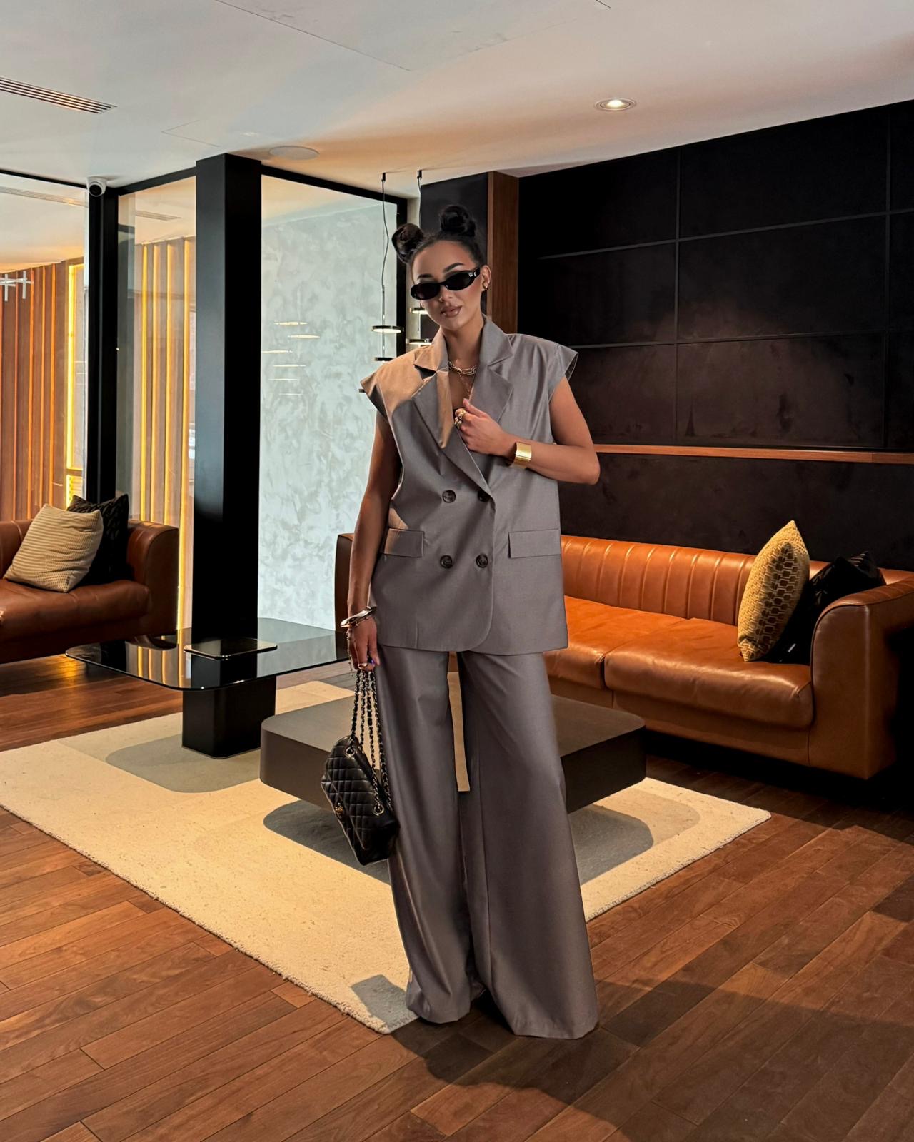 2336bbd4-fdd2-4b2b-9db1-373d680adfb7