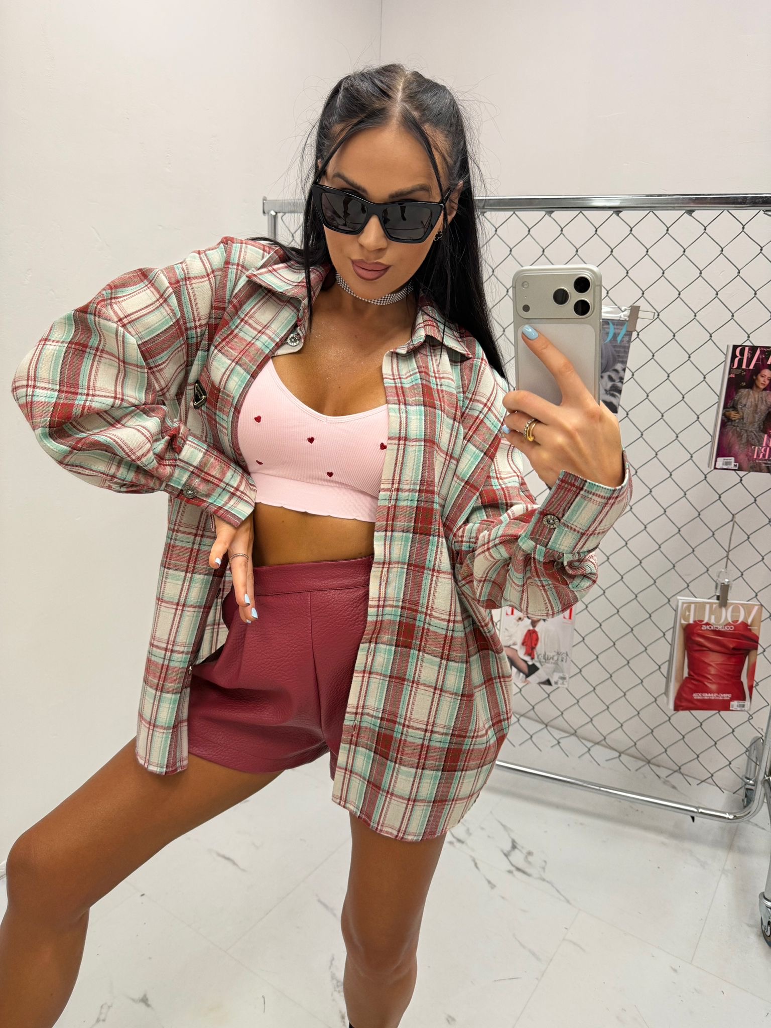 df33c24a-8b51-4a70-b284-a8b6f9281bae 2