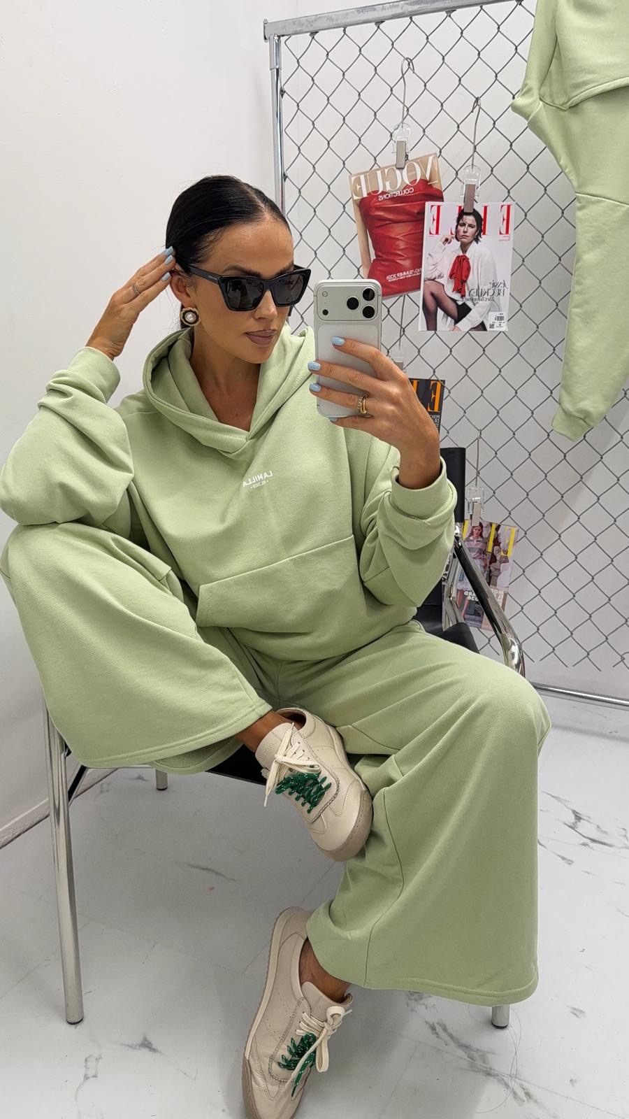 32d5a1c2-9712-45c1-969d-a41eb983f316