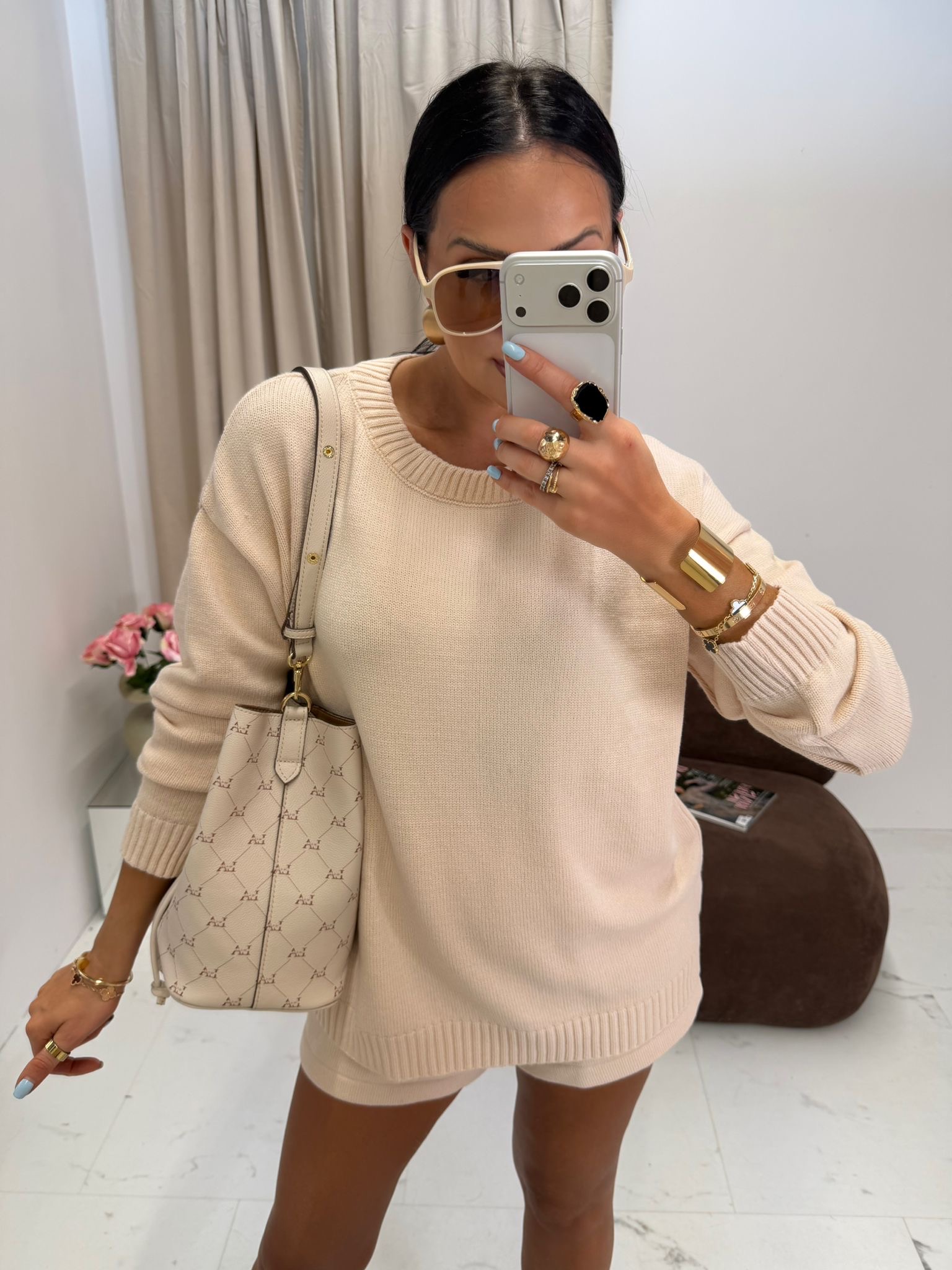 51b02124-42bf-4ac4-a8f8-b38f4824f5e4