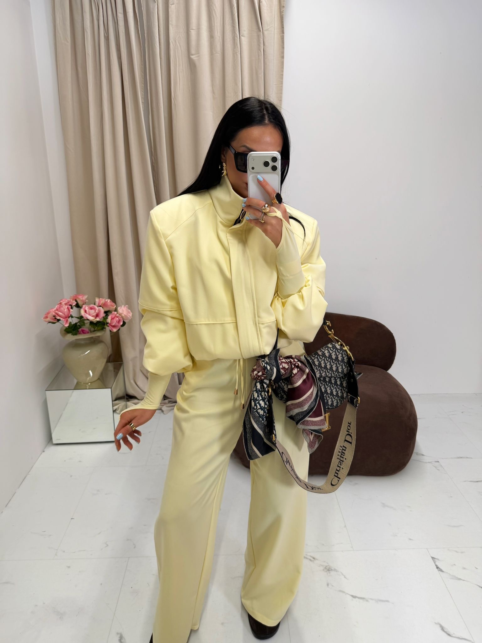 75a22cc8-1fb2-441d-ad9e-6e2521a58af2