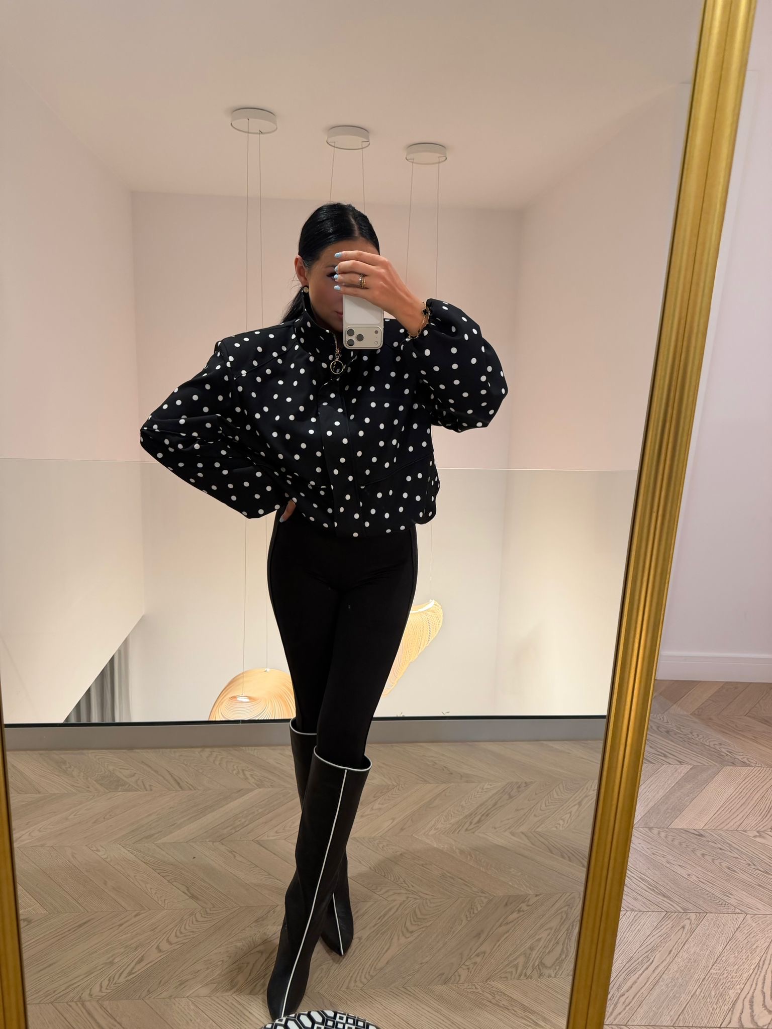 7934e2dd-77a3-4b8c-8b15-5840bd6df09f