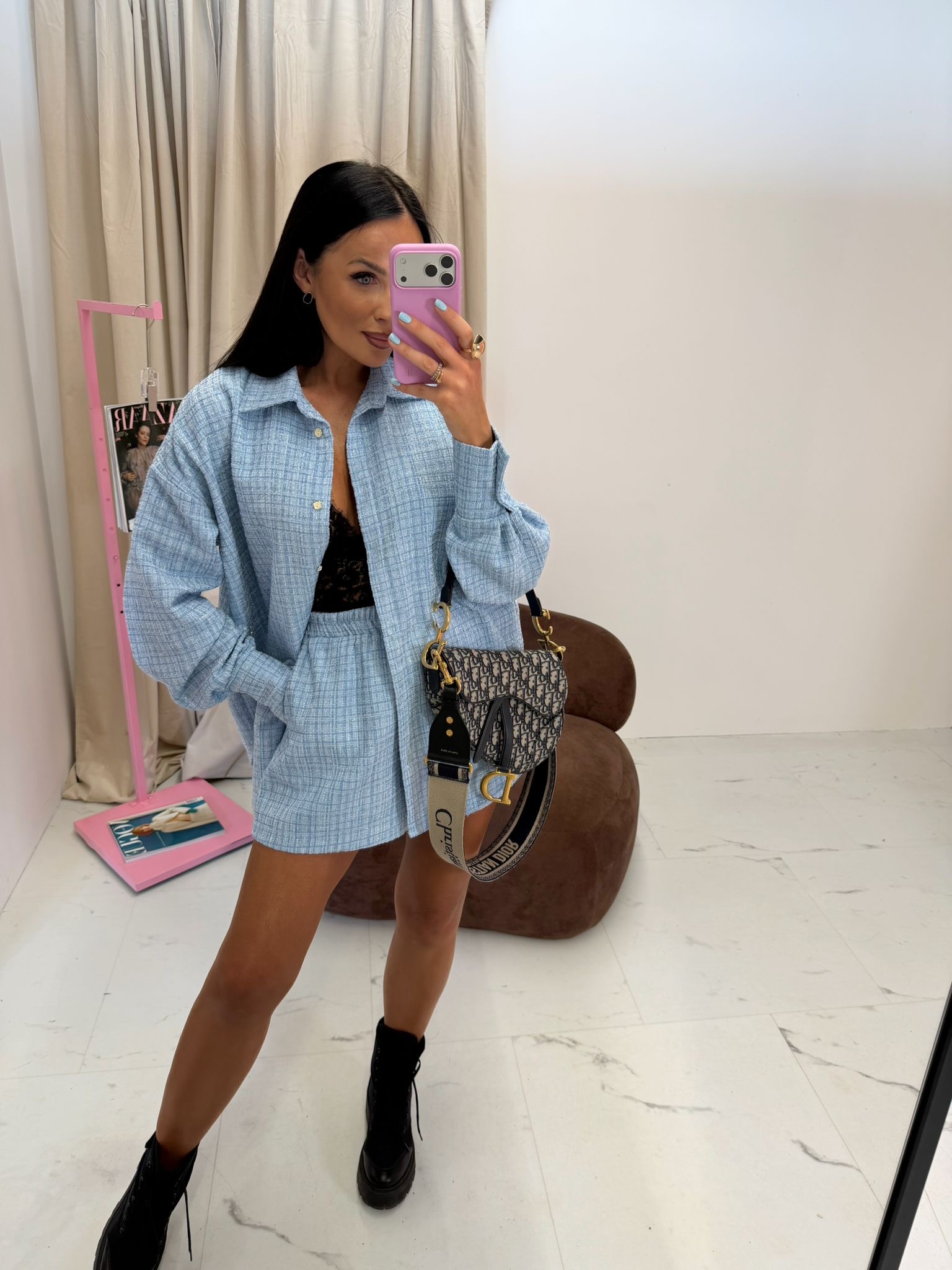 e8b13829-2208-40e8-9fd6-49982406502f