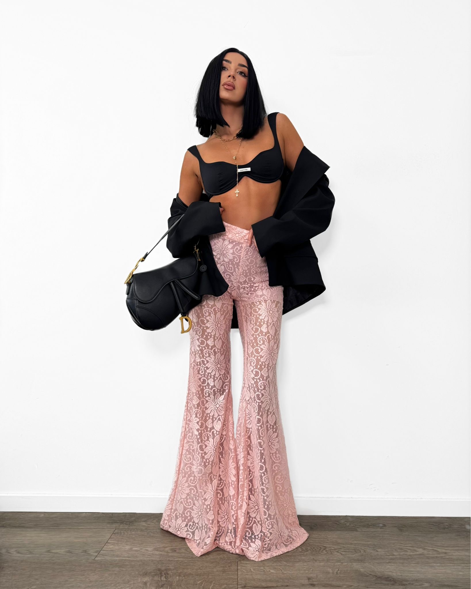 eff86609-dda8-433d-b054-38148c396cef