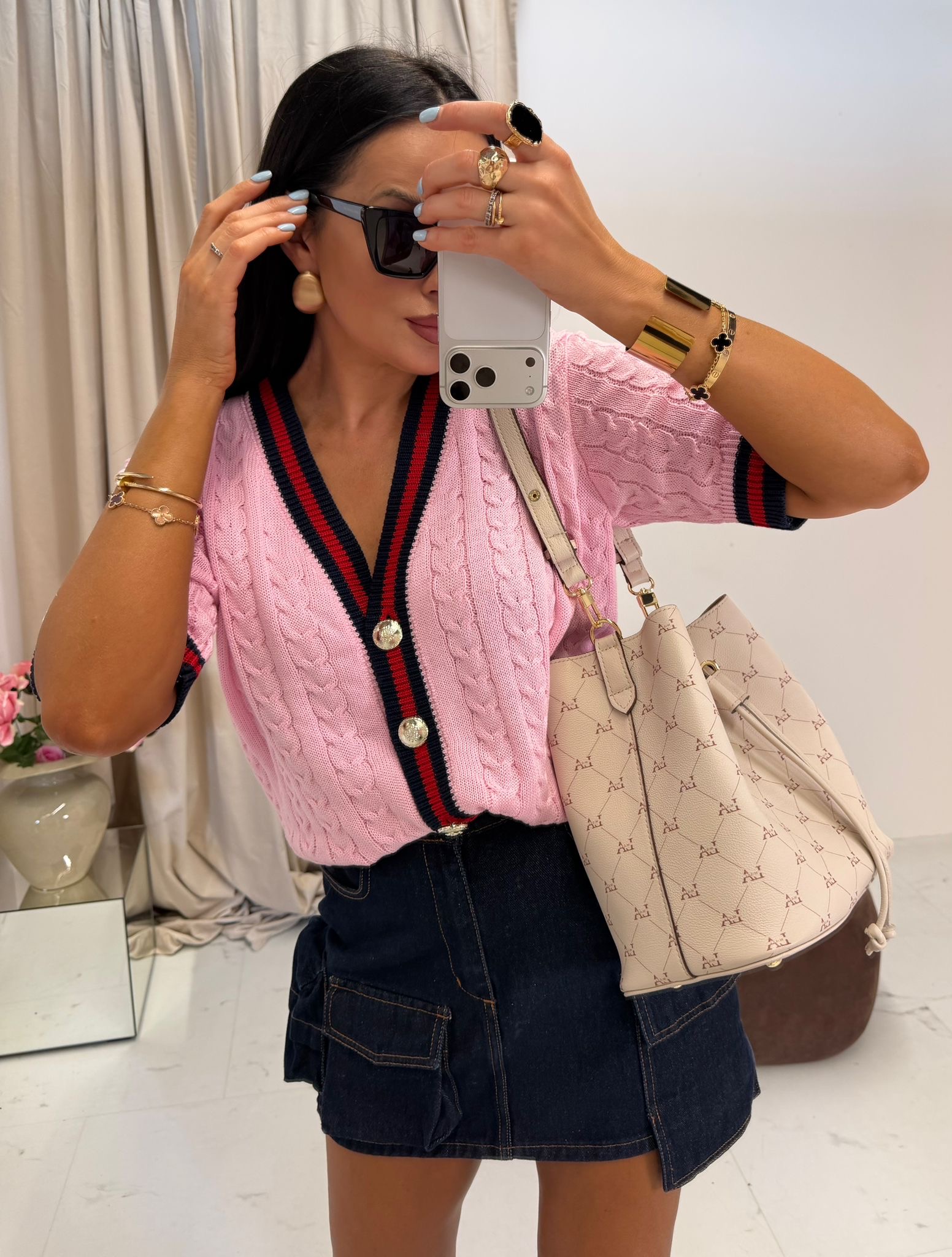 39a023e5-e8e3-4918-ad06-11aeafe59c04