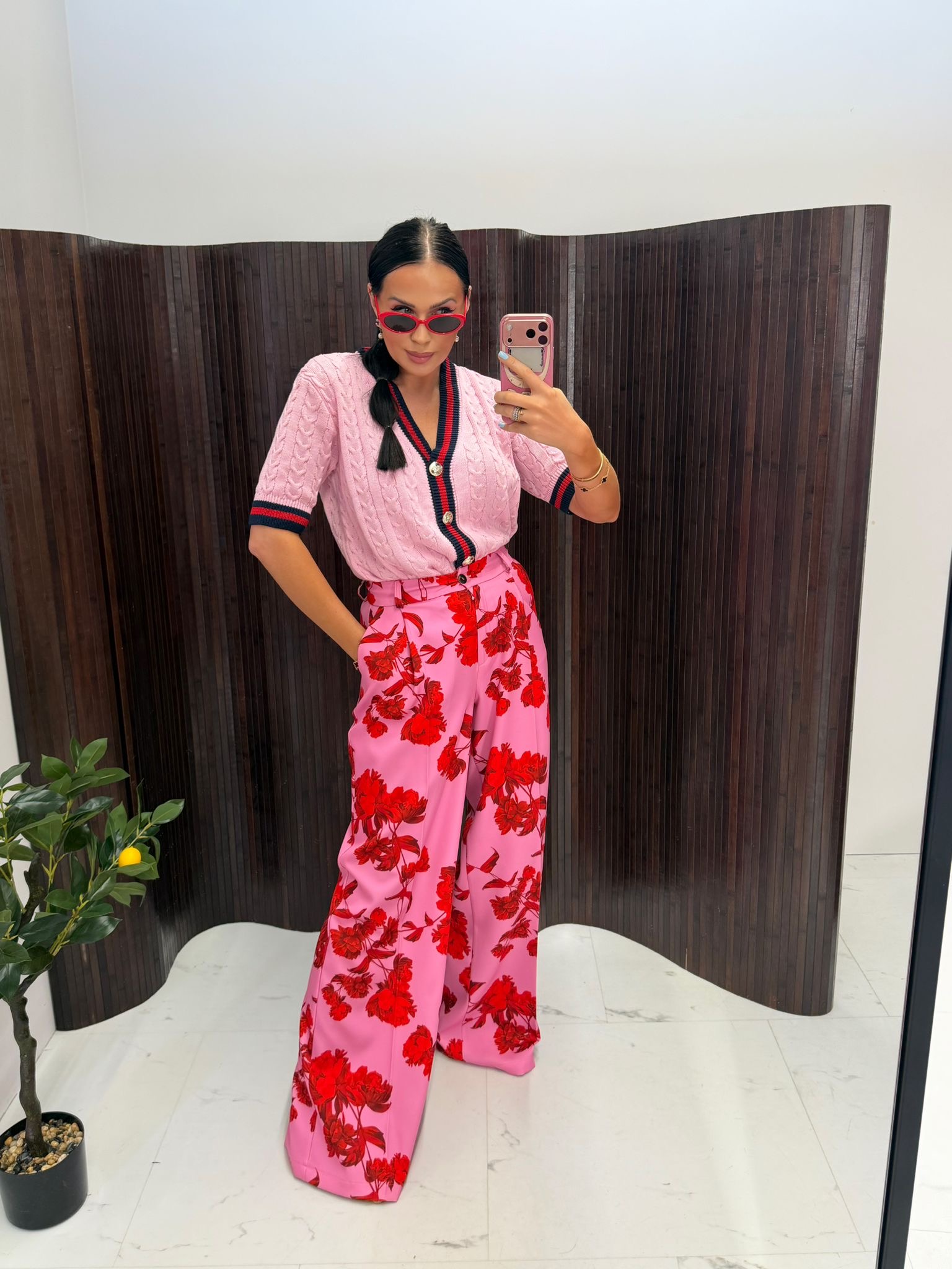 39f9b7a1-62e3-4766-a78b-46f09685e242