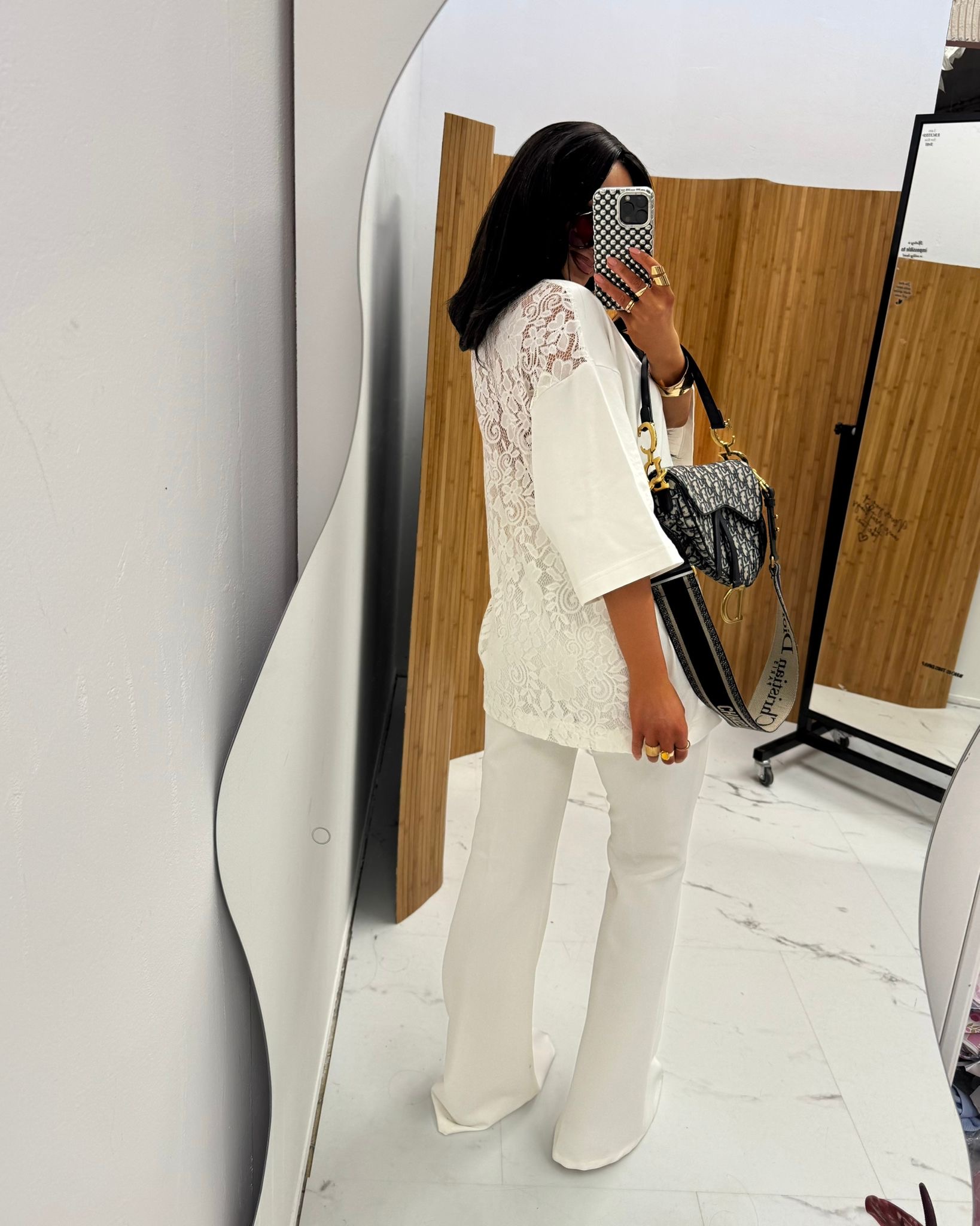 3d6ae6a1-12b8-4abc-a86b-2c763a30fe3b