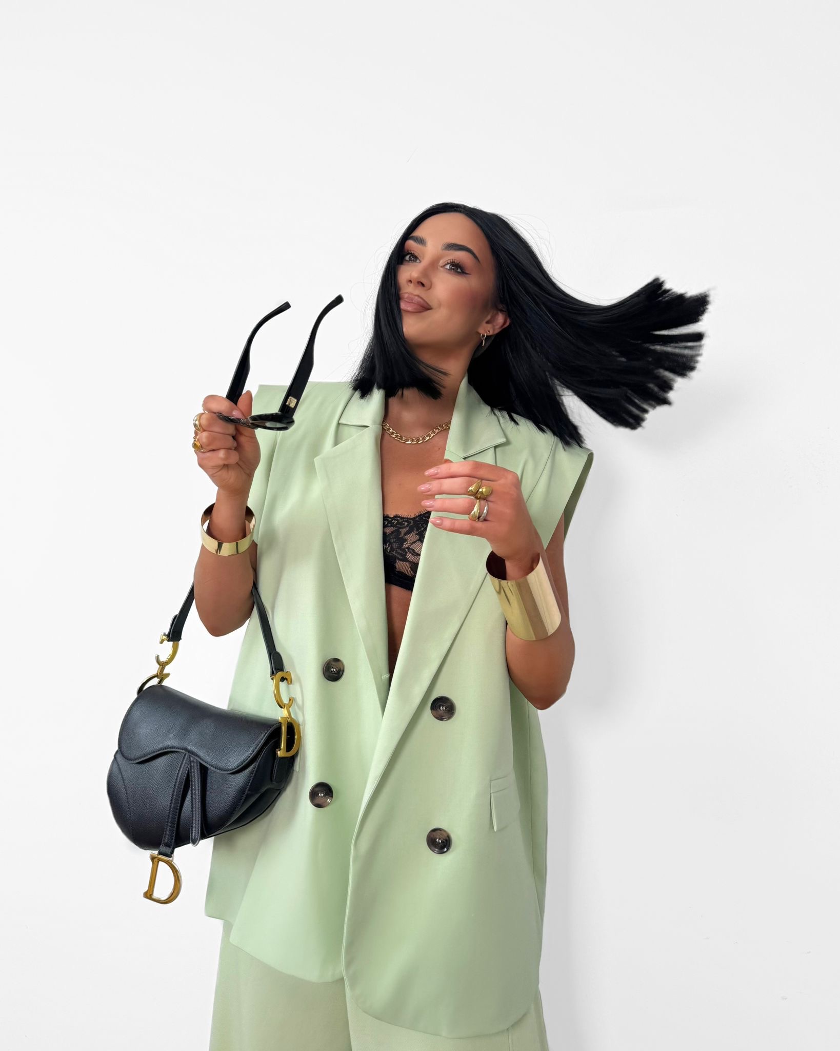 590d84a4-3c47-427f-b21b-4f2f3704c12b