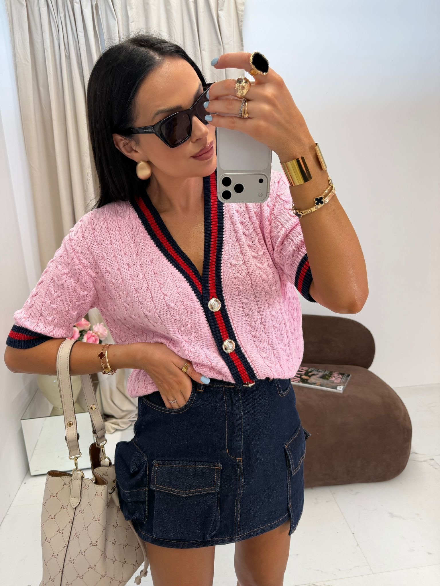 6bd137de-a975-4280-ad00-cb1890f833c3